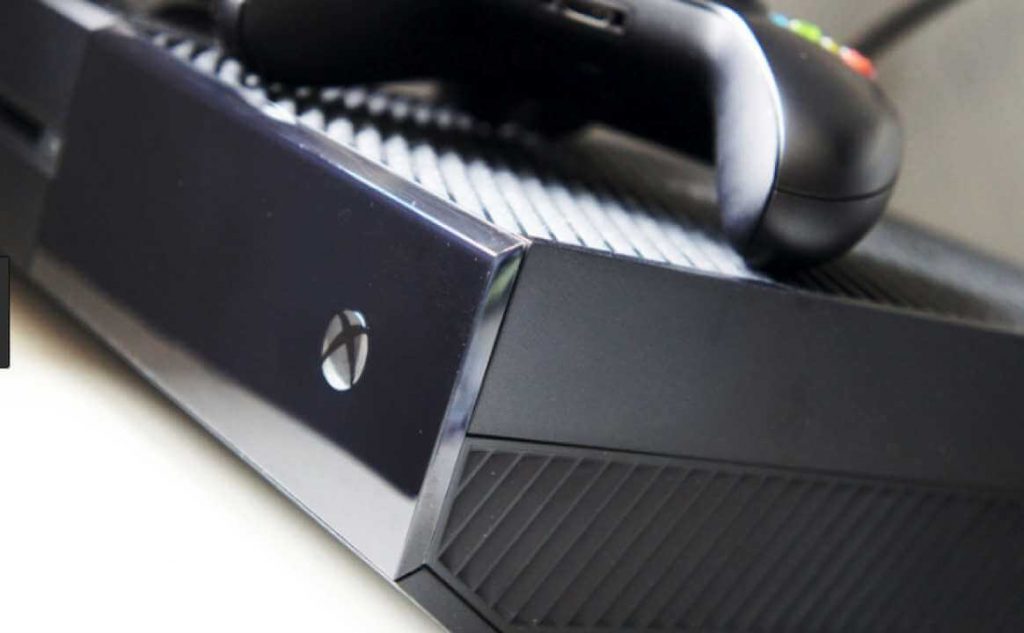 Xbox One Turns Off By Itself