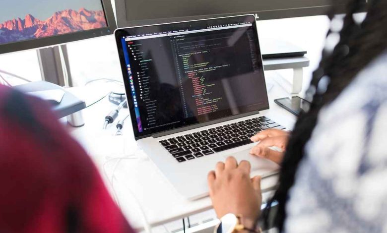 How to Choose the Right UK IT Services Provider
