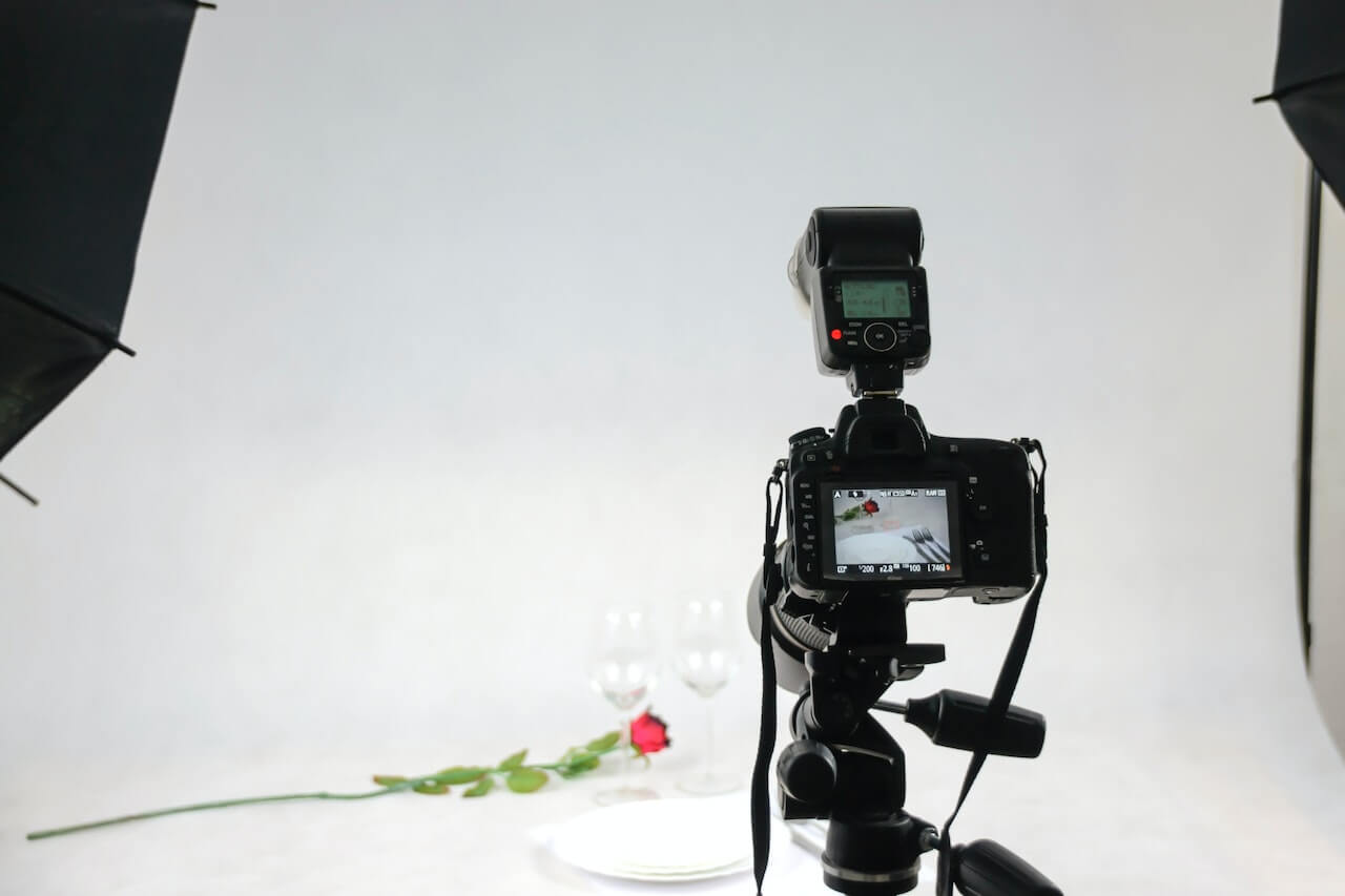 How to Take Wedding Photos